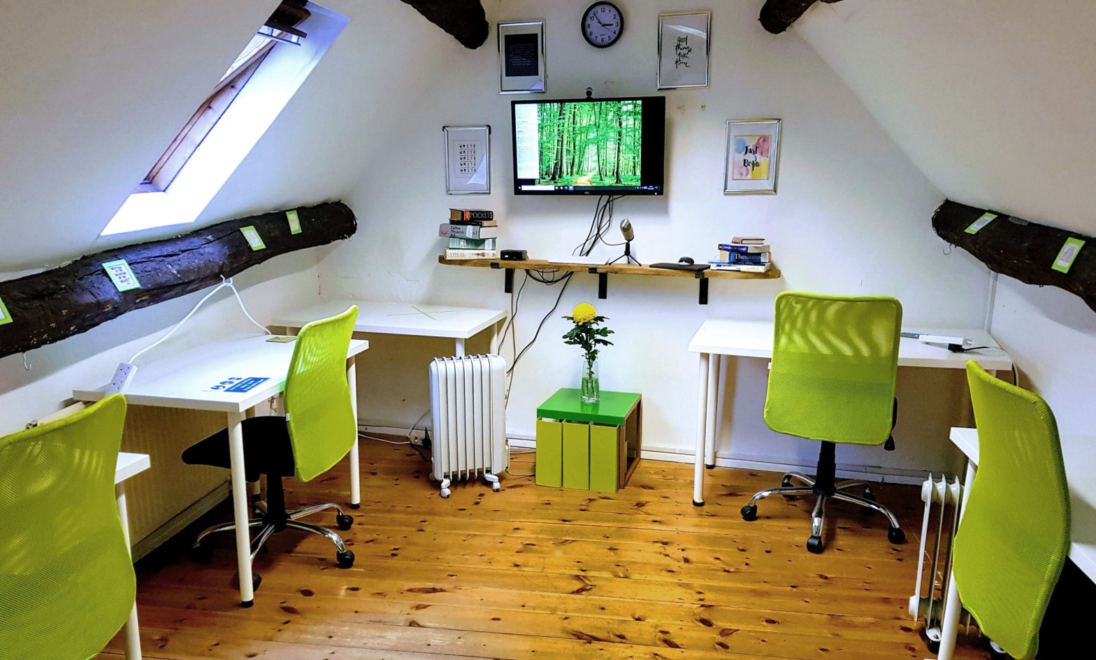 The Write Place – Where writers meet, write and relax